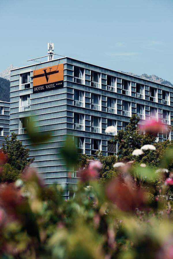 Hotel Vatel 4* Superior Martigny Екстер'єр фото