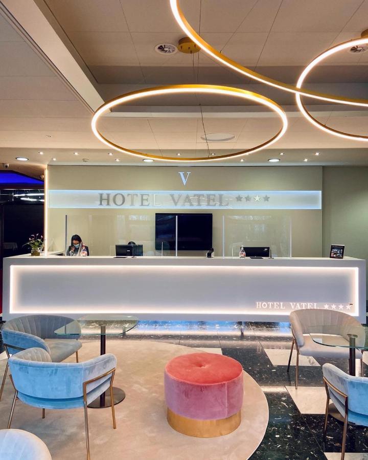 Hotel Vatel 4* Superior Martigny Екстер'єр фото